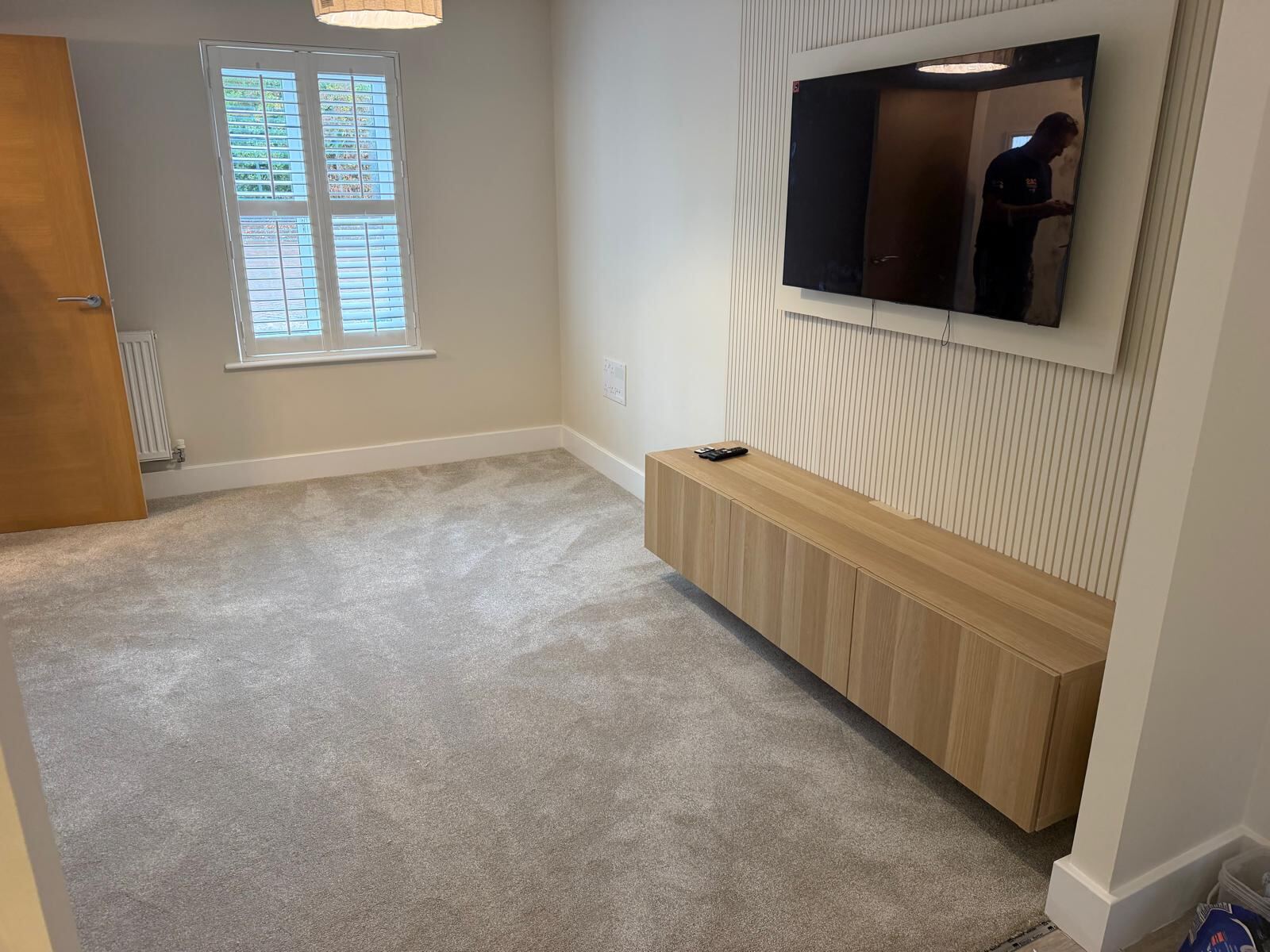 Cormar Inglewood Saxony Ganache carpet fitted in a living room in Stansted Mountfitchet CM24 by Carpet World London